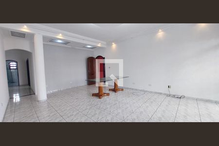 Sala de casa para alugar com 3 quartos, 230m² em Utinga, Santo André