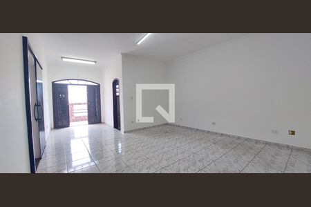 Quarto 1 suíte de casa para alugar com 3 quartos, 230m² em Utinga, Santo André