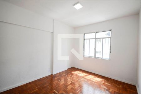 Sala de apartamento para alugar com 2 quartos, 62m² em Vila Isabel, Rio de Janeiro