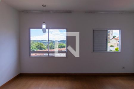 Sala de apartamento para alugar com 2 quartos, 100m² em Jardim Central, Cotia