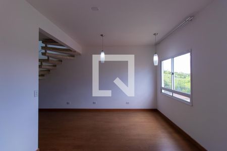 Sala de apartamento para alugar com 2 quartos, 100m² em Jardim Central, Cotia