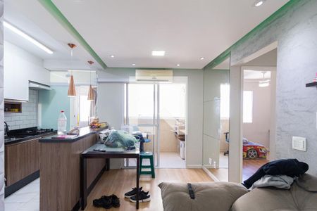 Sala de apartamento à venda com 2 quartos, 50m² em Vila Nova Conceicao, Osasco