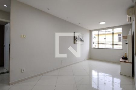 Sala de casa de condomínio para alugar com 3 quartos, 300m² em Jacarepaguá, Rio de Janeiro