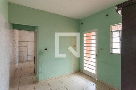 Casa 2- Sala de casa à venda com 3 quartos, 139m² em Jardim das Bandeiras, Campinas