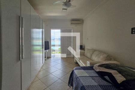 suite 1 de casa de condomínio para alugar com 5 quartos, 327m² em Tortuga, Guarujá