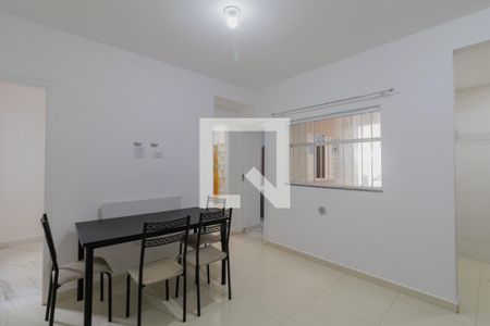 Sala e Cozinha de apartamento para alugar com 2 quartos, 41m² em Itaquera, São Paulo