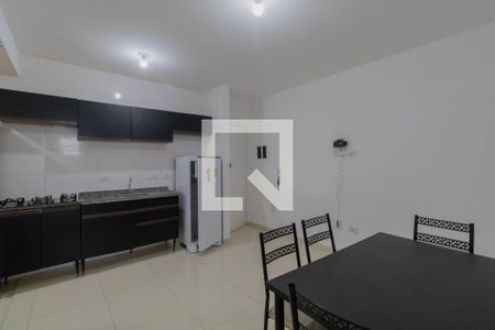 Sala e Cozinha de apartamento para alugar com 2 quartos, 41m² em Itaquera, São Paulo