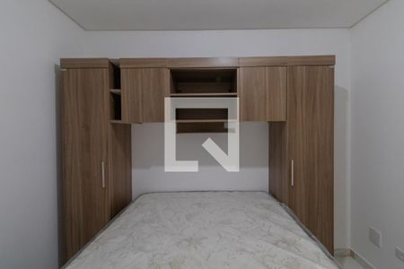 Quarto 1 de apartamento para alugar com 2 quartos, 41m² em Itaquera, São Paulo