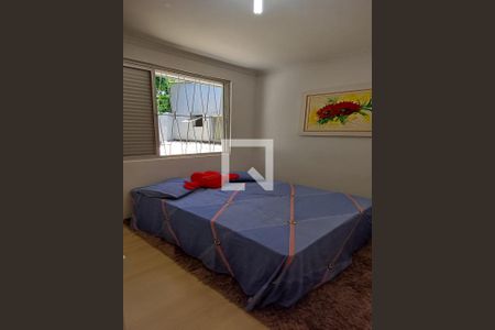 Quarto de kitnet/studio para alugar com 1 quarto, 40m² em Coqueiros, Florianópolis