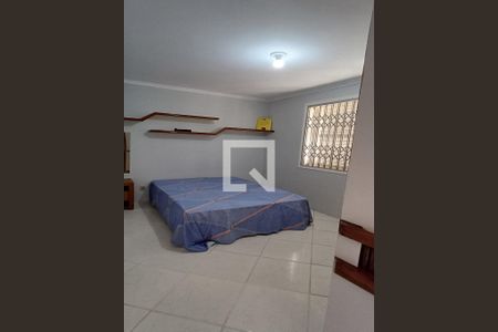 Quarto de kitnet/studio para alugar com 1 quarto, 40m² em Coqueiros, Florianópolis