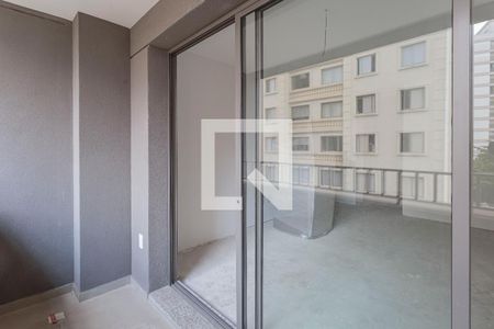 Varanda de kitnet/studio à venda com 1 quarto, 30m² em Vila Nova Conceição, São Paulo