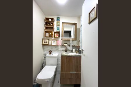 Banheiro  de apartamento à venda com 1 quarto, 25m² em Vila Clementino, São Paulo