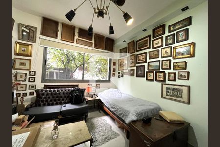 Sala/Quarto de apartamento à venda com 1 quarto, 25m² em Vila Clementino, São Paulo