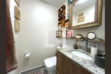 Banheiro  de apartamento à venda com 1 quarto, 25m² em Vila Clementino, São Paulo