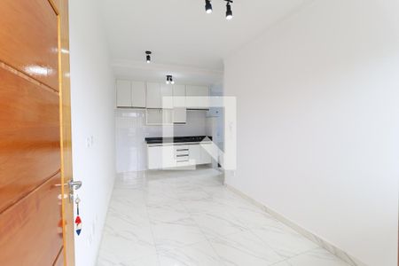 Sala / Cozinha de apartamento para alugar com 2 quartos, 44m² em Parque Vitoria, São Paulo