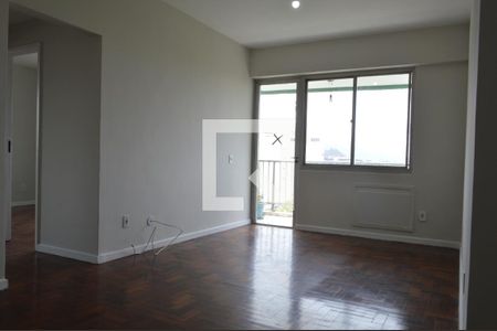 Sala  de apartamento para alugar com 2 quartos, 75m² em Taquara, Rio de Janeiro