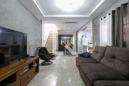 Sala de casa para alugar com 3 quartos, 275m² em Vila Jacuí, São Paulo