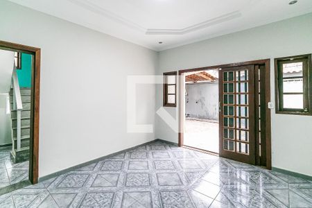 Sala 1 de casa para alugar com 5 quartos, 110m² em Vila Magdalena, Contagem