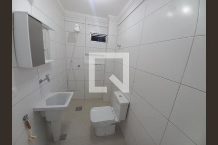 Banheiro de apartamento para alugar com 1 quarto, 30m² em Itararé, São Vicente