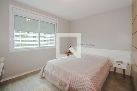 Suíte de apartamento para alugar com 2 quartos, 75m² em Jardim Europa, Porto Alegre