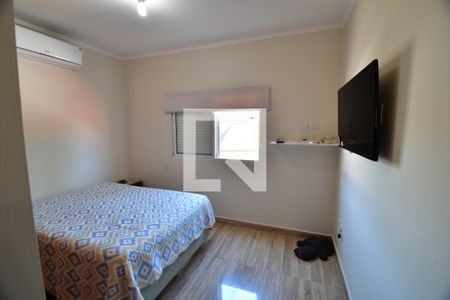 Quarto 1 de casa para alugar com 4 quartos, 220m² em Jardim Sao Carlos, Campinas