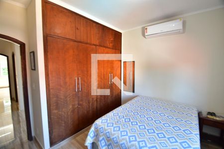 Quarto 1 de casa para alugar com 4 quartos, 220m² em Jardim Sao Carlos, Campinas