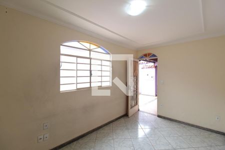 Sala de casa para alugar com 3 quartos, 130m² em São João Batista, Belo Horizonte