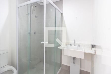 Banheiro de kitnet/studio para alugar com 1 quarto, 29m² em Macedo, Guarulhos