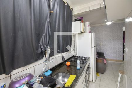 Sala e Cozinha de casa para alugar com 2 quartos, 41m² em Jardim Ataliba Leonel, São Paulo