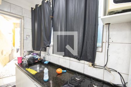 Sala e Cozinha de casa para alugar com 2 quartos, 41m² em Jardim Ataliba Leonel, São Paulo