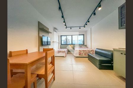 Studio de kitnet/studio para alugar com 1 quarto, 32m² em Centro, Rio de Janeiro