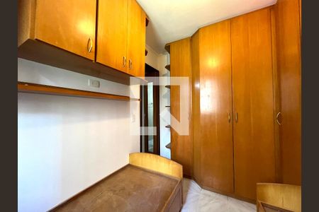 Quarto 2 de apartamento para alugar com 2 quartos, 55m² em Parque Jabaquara, São Paulo