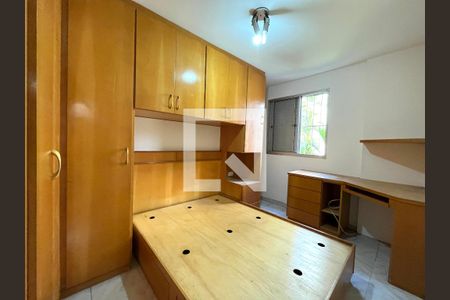 Quarto 1  de apartamento para alugar com 2 quartos, 55m² em Parque Jabaquara, São Paulo