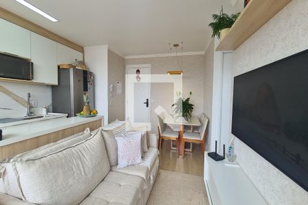 Sala e Cozinha de apartamento à venda com 2 quartos, 44m² em Vila Prudente, São Paulo