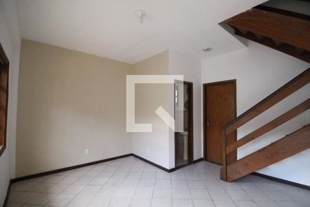 Sala de apartamento para alugar com 2 quartos, 60m² em Tanque, Rio de Janeiro