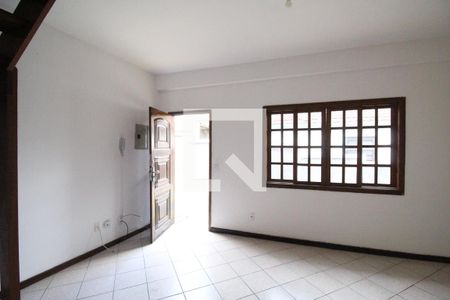 Sala de apartamento para alugar com 2 quartos, 60m² em Tanque, Rio de Janeiro