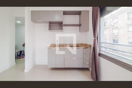 Kitnet - Cozinha de kitnet/studio para alugar com 1 quarto, 30m² em Farroupilha, Porto Alegre