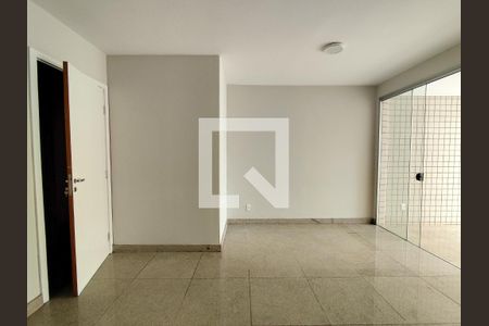 Sala de apartamento para alugar com 2 quartos, 75m² em Funcionários, Belo Horizonte