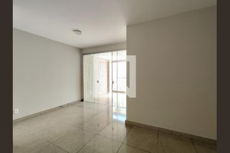 Sala de apartamento para alugar com 2 quartos, 75m² em Funcionários, Belo Horizonte