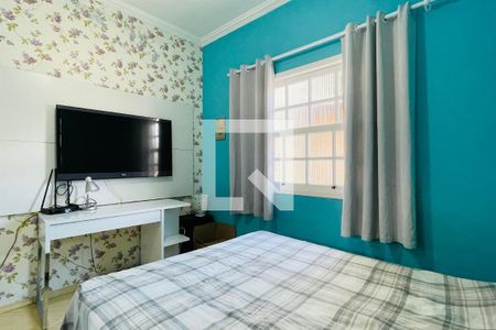 Casa à venda com 260m², 5 quartos e 2 vagas Casa à venda com 260m², 5 quartos e 2 vagasQuarto 2