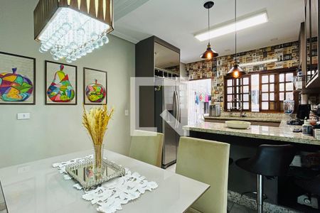Casa à venda com 260m², 5 quartos e 2 vagas Casa à venda com 260m², 5 quartos e 2 vagasCozinha 1