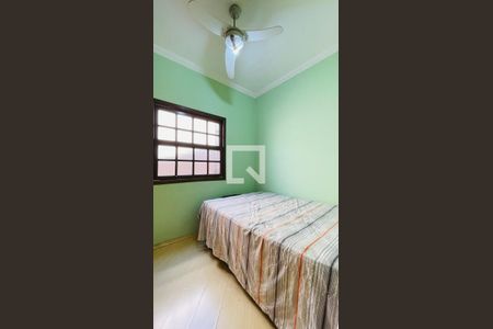 Casa à venda com 260m², 5 quartos e 2 vagas Casa à venda com 260m², 5 quartos e 2 vagasQuarto 1