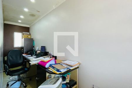 Casa à venda com 260m², 5 quartos e 2 vagas Casa à venda com 260m², 5 quartos e 2 vagasCloset da Suíte 1