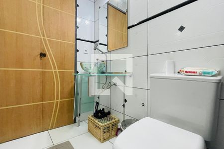 Casa à venda com 260m², 5 quartos e 2 vagas Casa à venda com 260m², 5 quartos e 2 vagasBanheiro da Suíte 2