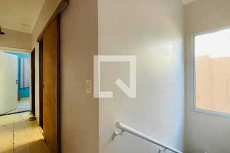 Casa à venda com 260m², 5 quartos e 2 vagas Casa à venda com 260m², 5 quartos e 2 vagasCorredor dos Dormitórios