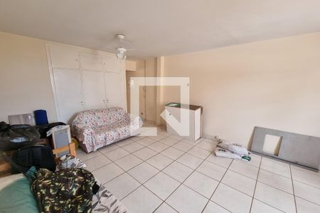 Sala - Dormitório de kitnet/studio para alugar com 1 quarto, 32m² em Centro, Ribeirão Preto