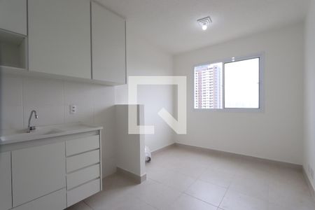 Sala de apartamento para alugar com 2 quartos, 33m² em Vila Ema, São Paulo