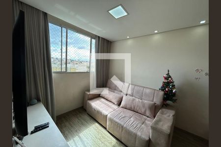 Apartamento à venda com 2 quartos, 47m² em Parque Maracana, Contagem