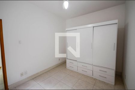 Quarto de apartamento à venda com 1 quarto, 48m² em Maracanã, Rio de Janeiro