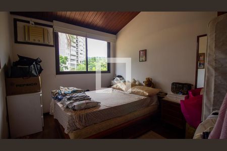 Quarto 2 de casa de condomínio à venda com 6 quartos, 500m² em Barra da Tijuca, Rio de Janeiro